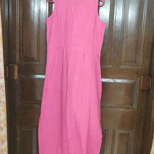 🎀PRICE DROP 💧GLOBAL DESI PINK  GOWN IN XS Size