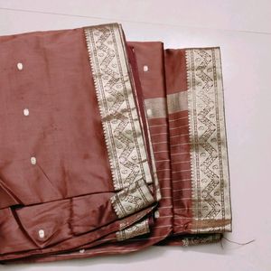 Beautiful Zari Border Saree.