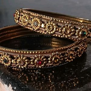 Grand Bangles