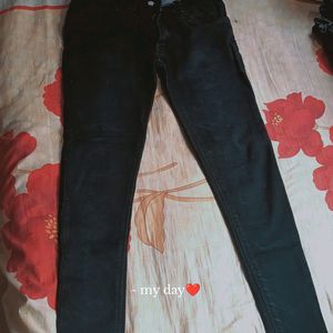 Black Jeans