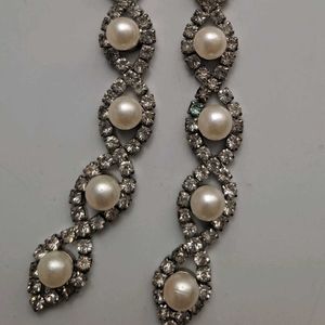 Pearl And Stone Earing