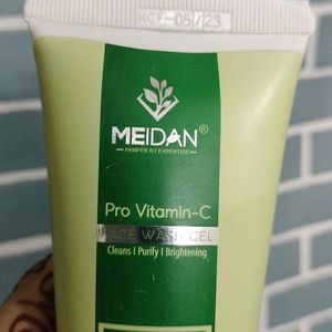 Vitamin C Facewash Gel