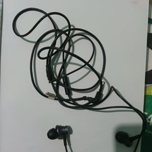 Earphone