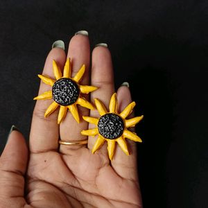 Sunflower Clay Earring 💝