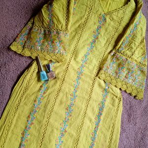 Preetiest Kurti Set