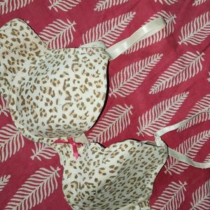 🍒😍 Sexy Cheeta Print Double Push Up Bra 34b