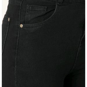 Black Relaxed Jeans