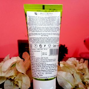 Aroma Magic Cucumber Sunscreen Spf 30 Mineral