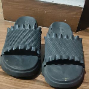 black wedges slipper