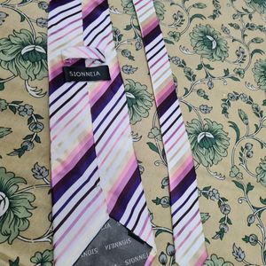 Tie