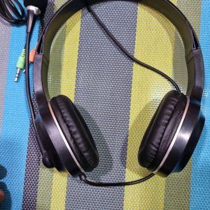 Digitek Desktop Headphones