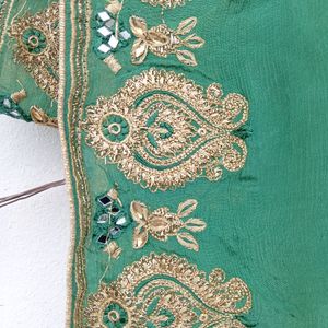 A green Colour beautiful dupatta