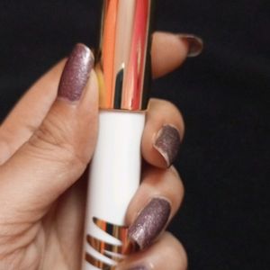 MyGlamm Perfect Curve Lipstick