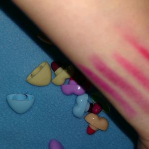 6 Mini Heart Shape Lipstick