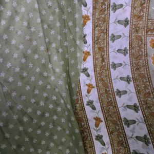 White saree with Floral printal|Blouse Attached