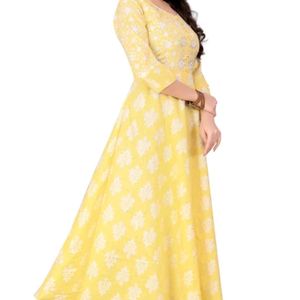 meesorra Women Printed Gown Kurta7XL, Yellow