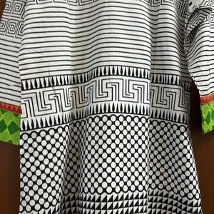 Women Kurta - White Black