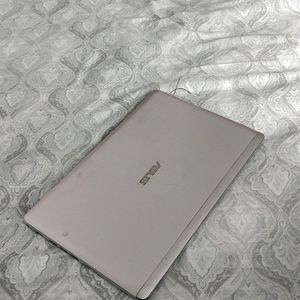 Asus S200e  Leptop