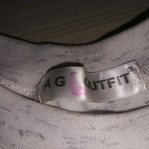 Ag Outfit Crop Top