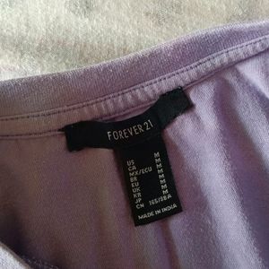 Forever 21 Tshirt Graphic Lavender