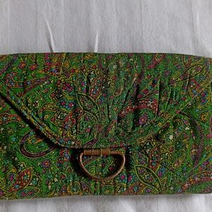 Traveling Cum Wardrobe Bindi Pouch