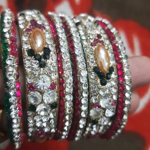 Beautiful Bangle Set