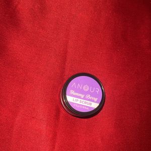 Anour Yummy Berry Lip Scrub