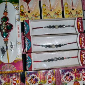 Rakhi Pack Of 17 Beautiful 😻 ❤️ 🤩