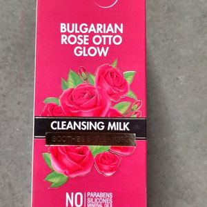 St.Botanica Bulgarian Rose OttoGlow Cleansing Milk