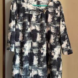 Abstract Print Top