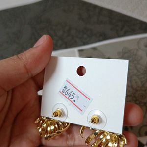 Diamond Studded Cuff Earings