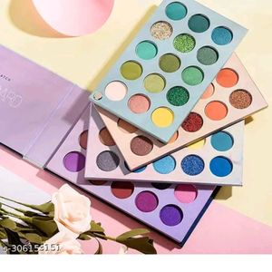 Huda Beauty Eyeshadow Pallette