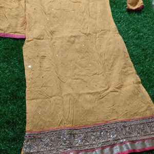 Kurta Salwar Dupatta.