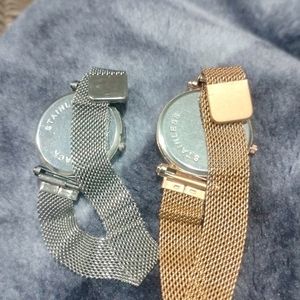 Set of 2 Analog Girlish watches.