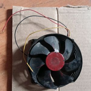 A CPU Processor Fast Fan Works Good