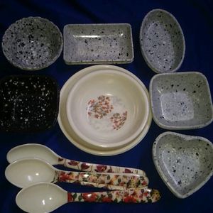 Plastic Crockery Set