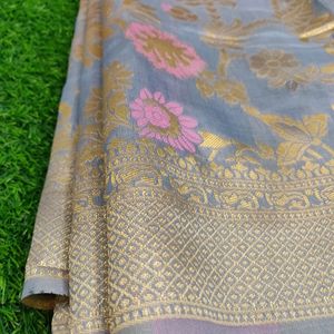 Beautiful Art Silk Colourful Flowers Saree