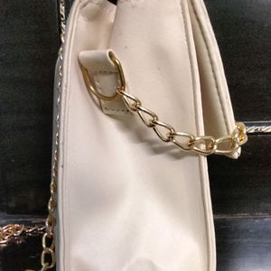 Beige stylish sling bag 🛍️