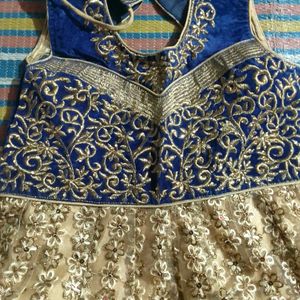 Women Gown Only  3Time Used Rs 350