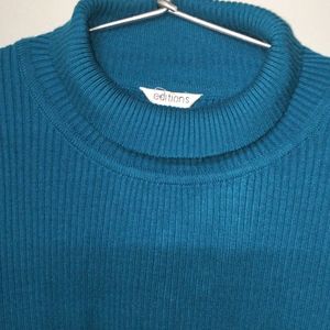 Woolen Polo Neck Tshirt