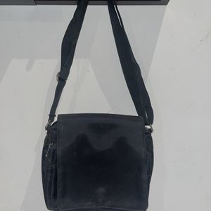 Black Unisex Sling Bag