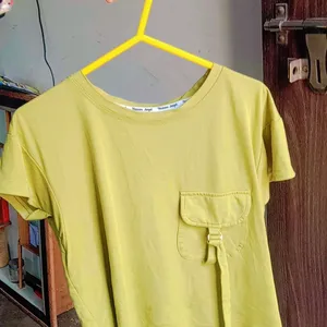 Limegreen Crop Top with pocket