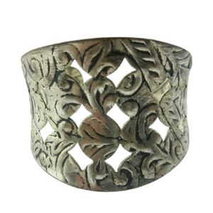 Beautiful Silver Antique Hand Cuff