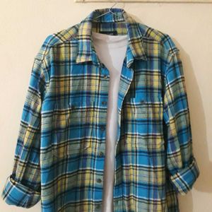 "Checkered Charm: The Ultimate Casual Shirt"