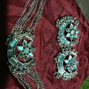 Very Beautiful Mirror Necklace With Earrings