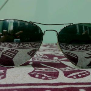 SILVER REFLECTIVE SUNGLASS