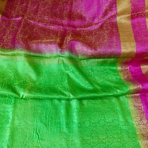 Parrot Green & Magenta Pink Saree & Blouse piece