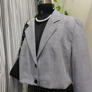 Cropped Blazer