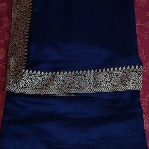 Very Beautiful Siney Blue Saree With Golden Patta