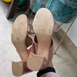 NUDE PINK BLOCK HEELS! - SIZE EURO 37